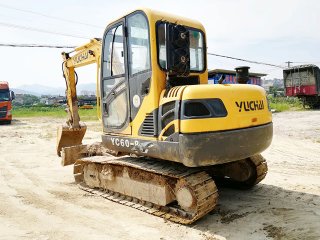 玉柴YC60-8挖掘機(jī)